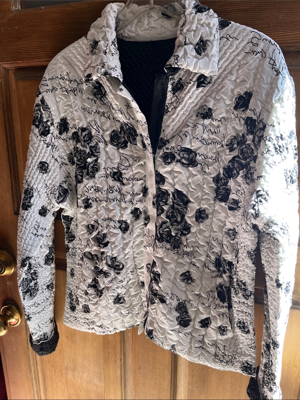 Women's Black & White Quilted Floral Button-Front Jacket